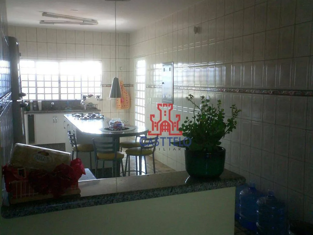 Casa, 9 quartos, 286 m² - Foto 4