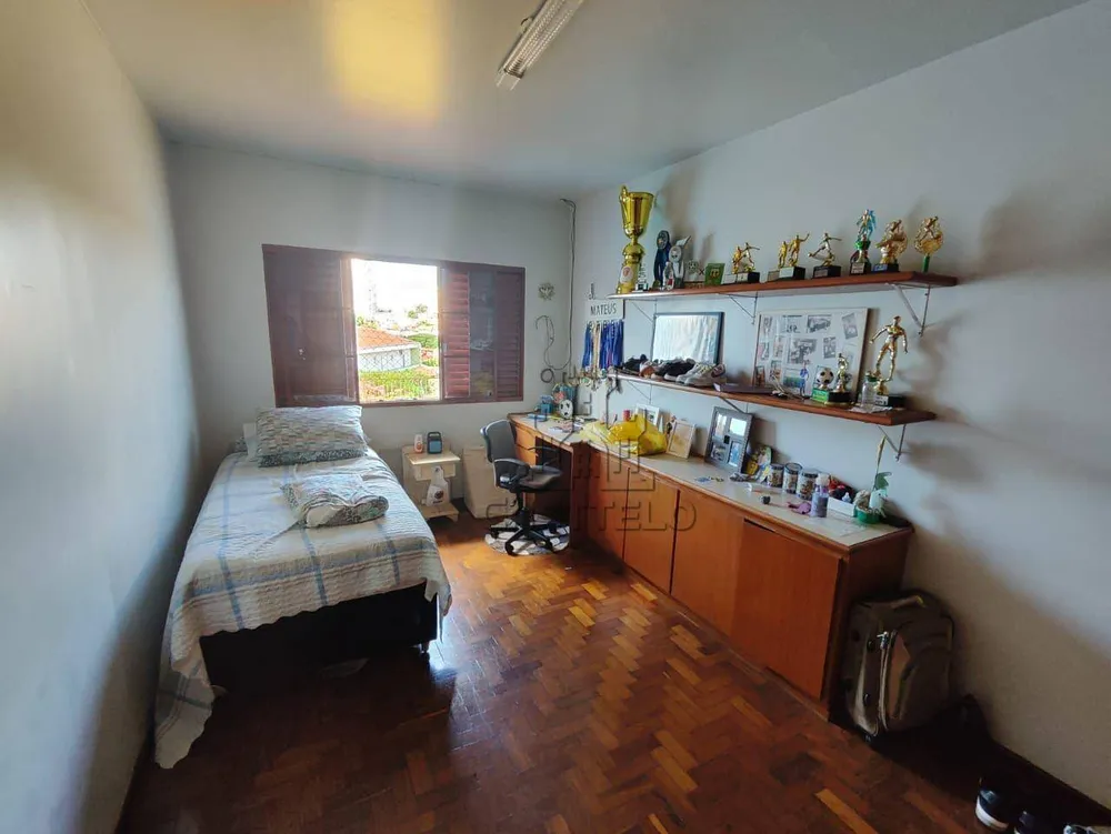 Casa, 4 quartos, 225 m² - Foto 8