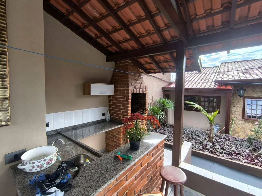 Casa, 3 quartos, 183 m² - Foto 2