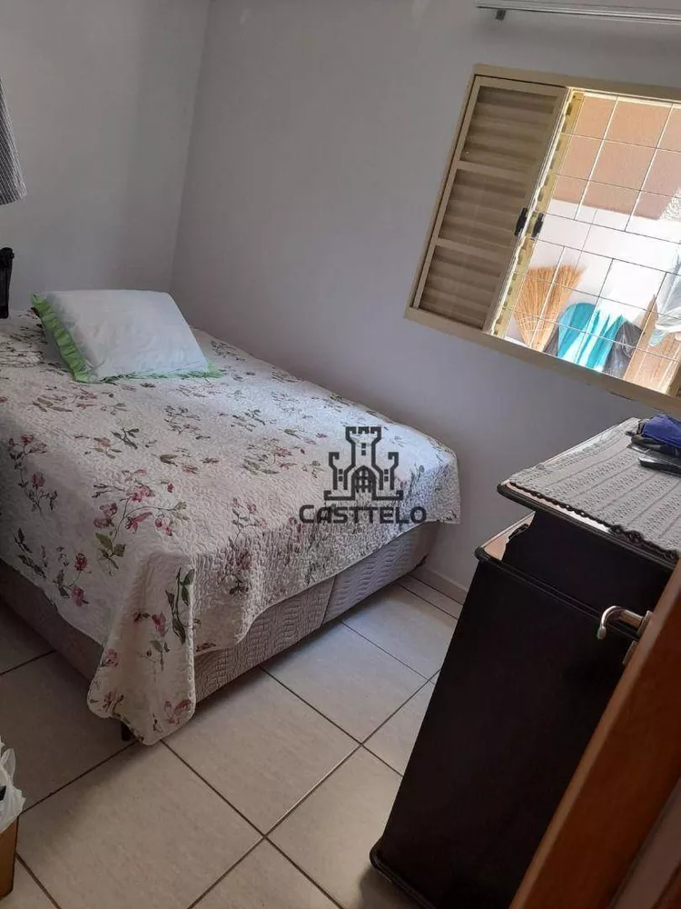 Casa à venda com 2 quartos, 250M2 - Foto 3