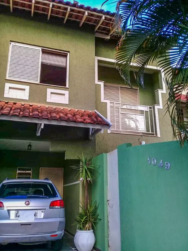 Sobrado à venda com 3 quartos, 125m² - Foto 2