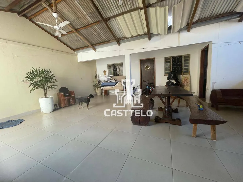 Casa, 3 quartos, 200 m² - Foto 6