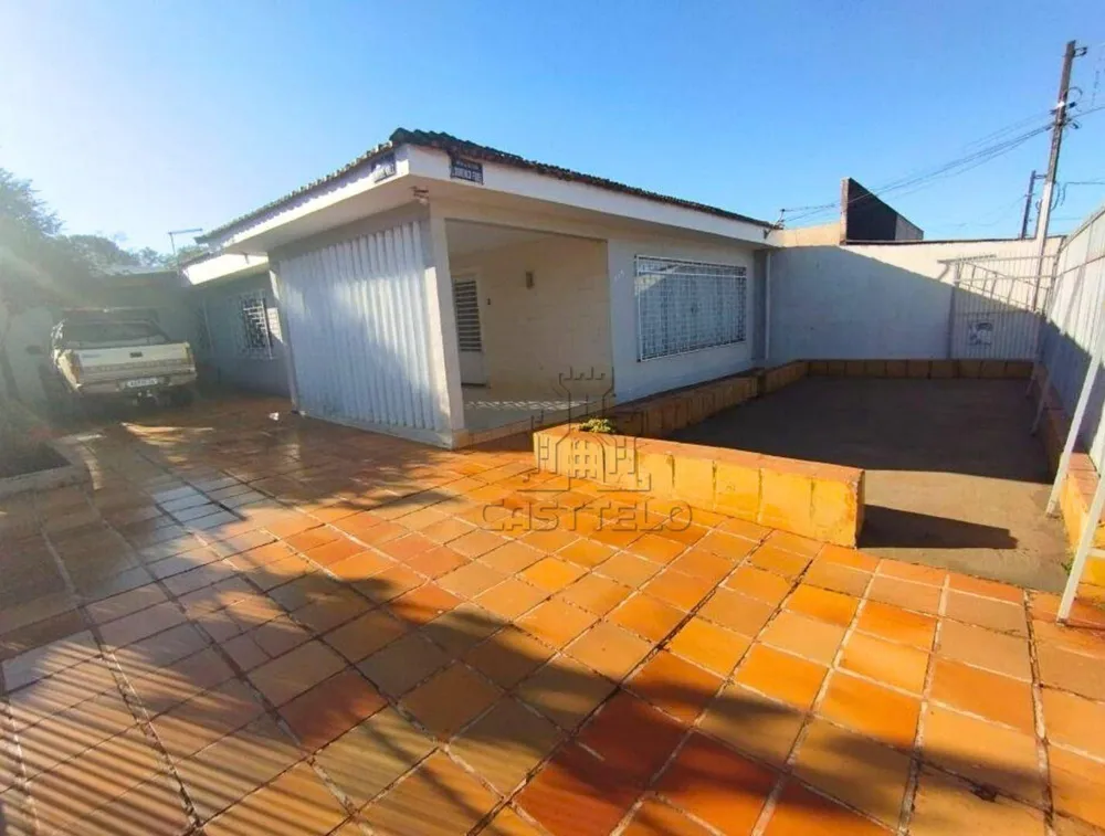 Casa, 3 quartos, 190 m² - Foto 1