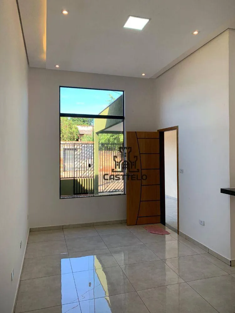 Casa, 3 quartos, 82 m² - Foto 2
