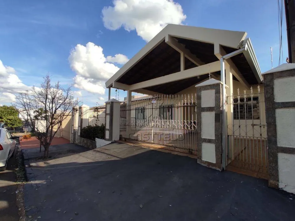 Casa, 5 quartos, 300 m² - Foto 1