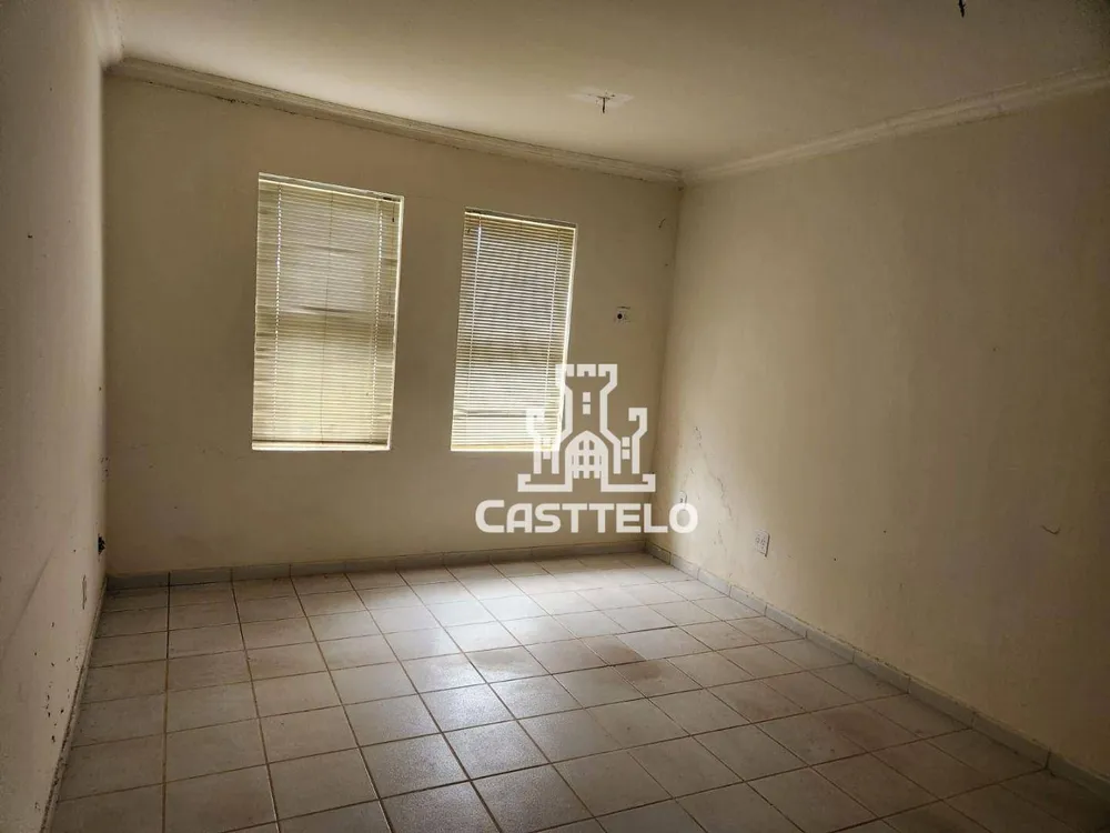 Casa, 5 quartos, 183 m² - Foto 2