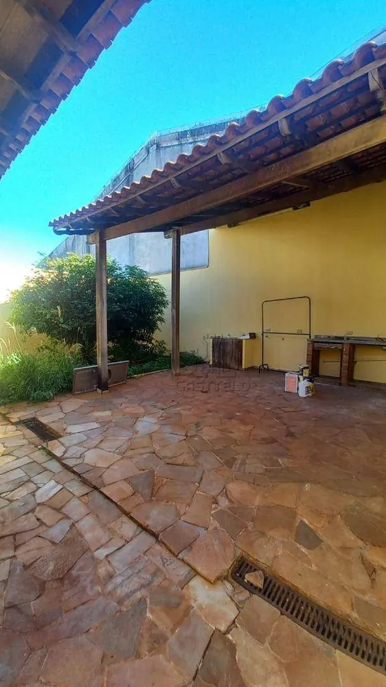 Casa, 2 quartos, 141 m² - Foto 2