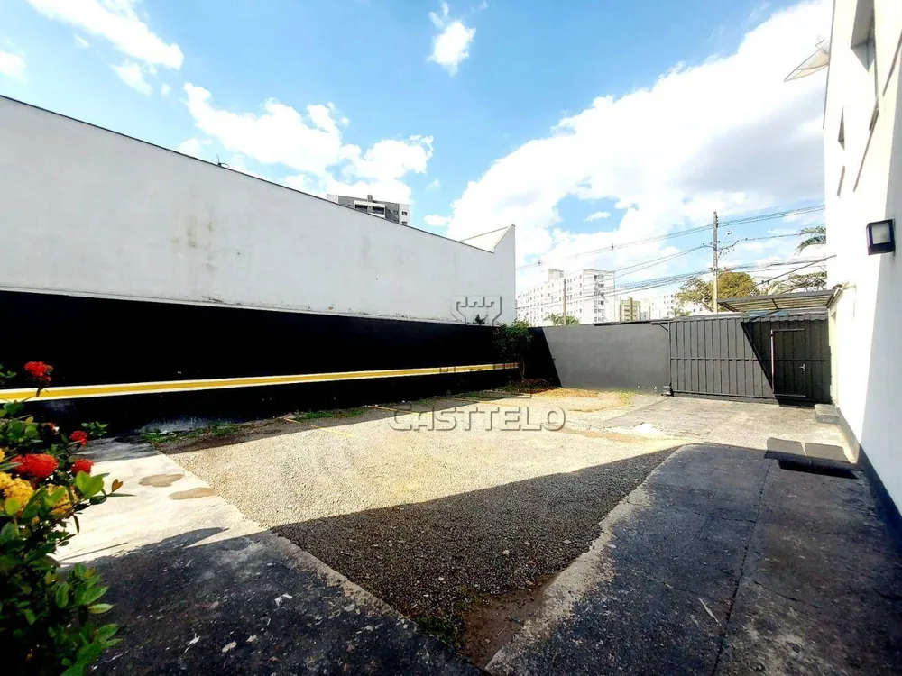 Sobrado, 3 quartos, 350 m² - Foto 1