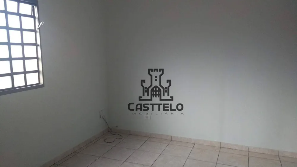 Casa, 4 quartos, 270 m² - Foto 12