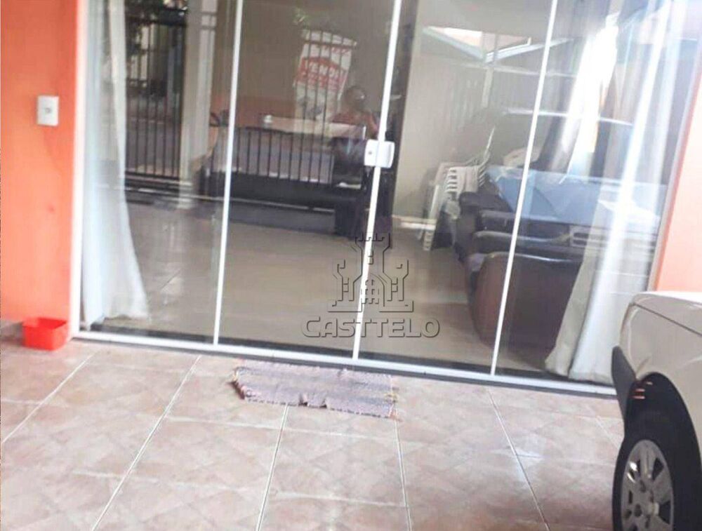 Sobrado, 3 quartos, 290 m² - Foto 1