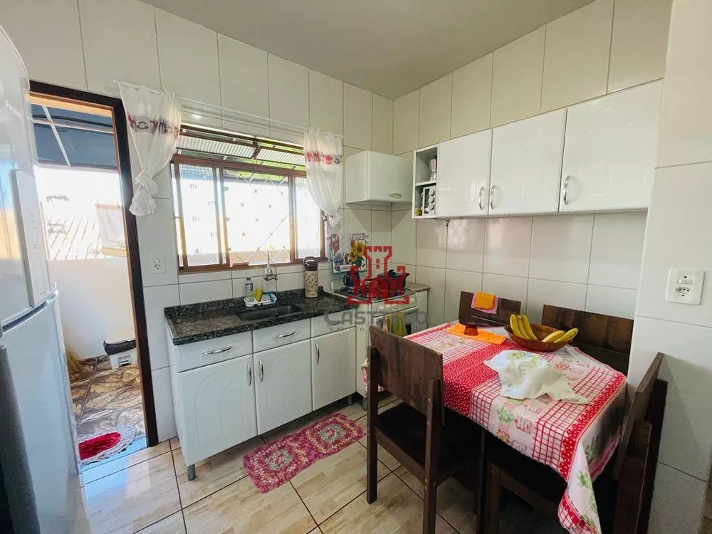 Casa, 3 quartos, 126 m² - Foto 2
