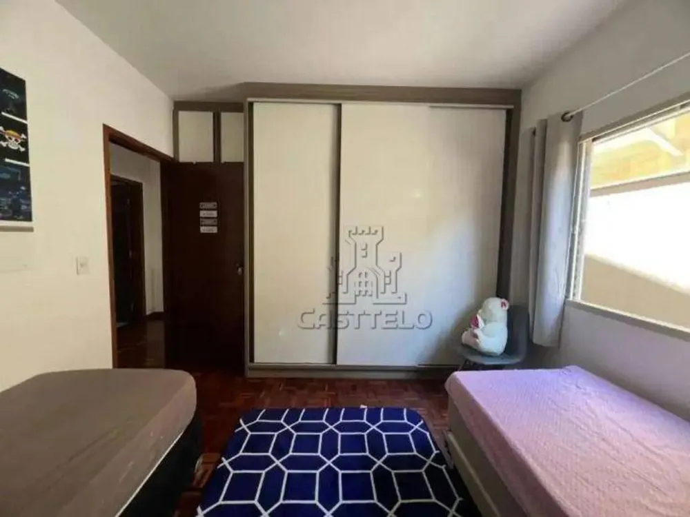 Casa, 3 quartos, 248 m² - Foto 3