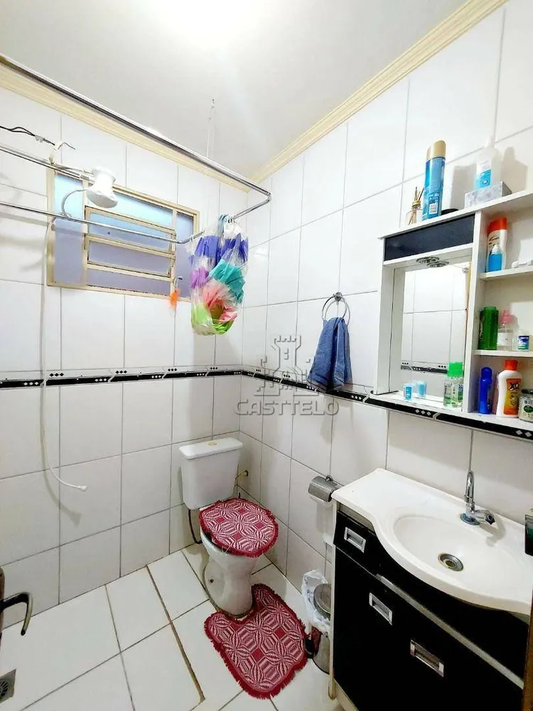 Casa, 3 quartos, 171 m² - Foto 1