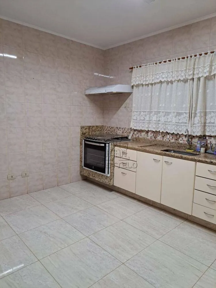 Casa, 3 quartos, 250 m² - Foto 2