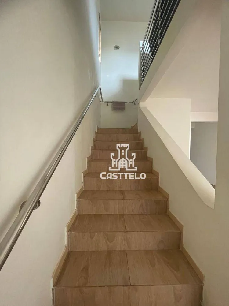 Sobrado, 3 quartos, 295 m² - Foto 2
