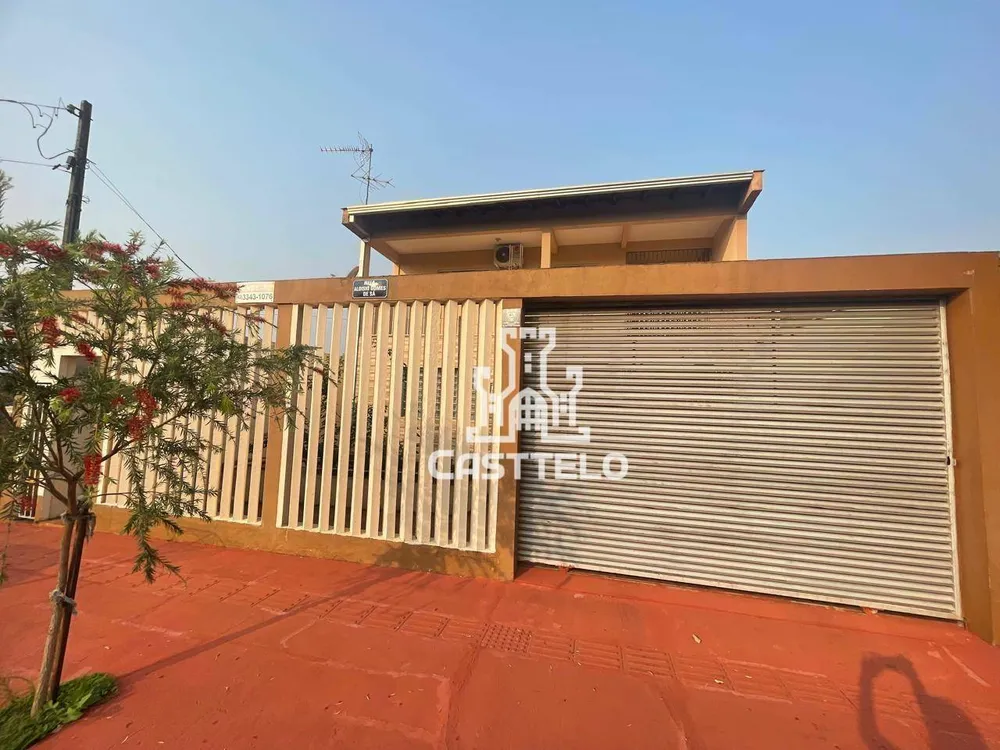 Sobrado, 3 quartos, 295 m² - Foto 1