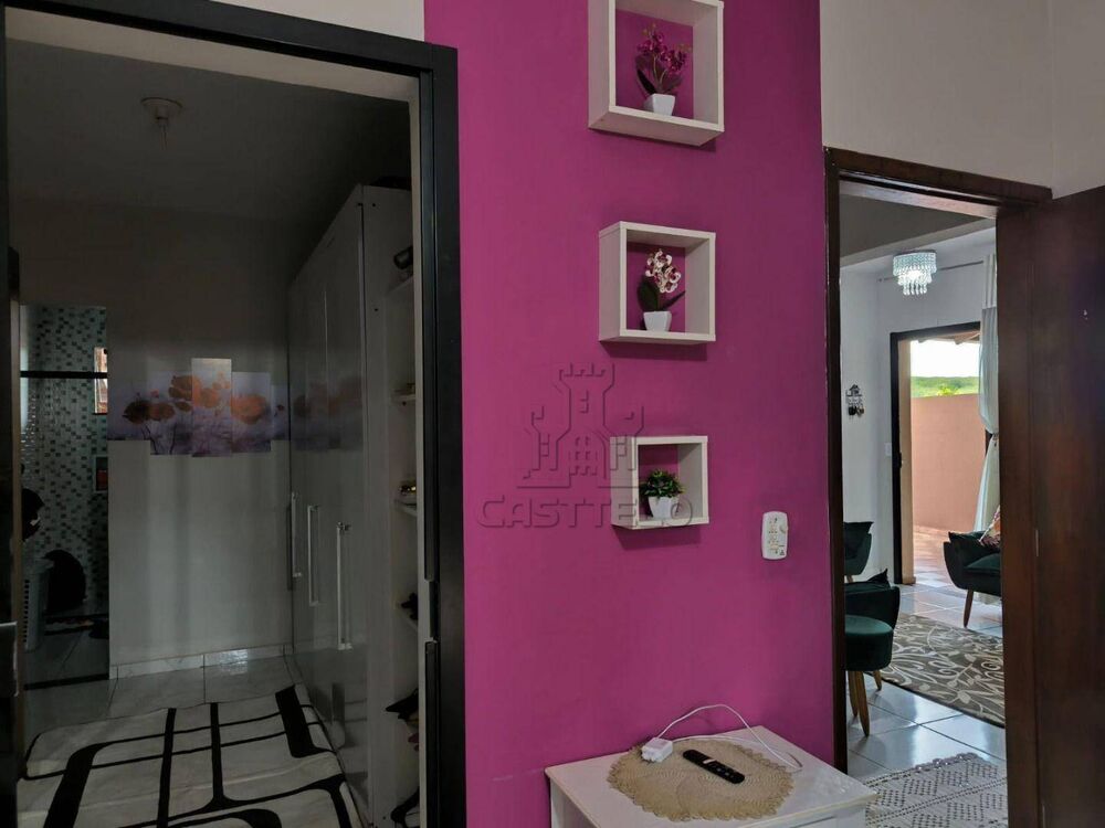 Casa à venda com 2 quartos, 80m² - Foto 3