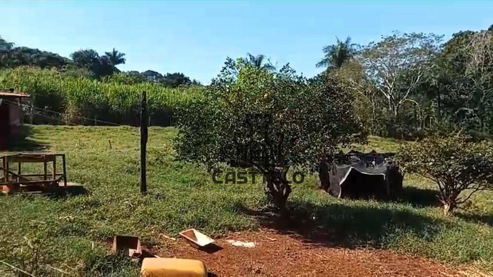 Chácara à venda com 3 quartos, 160m² - Foto 3