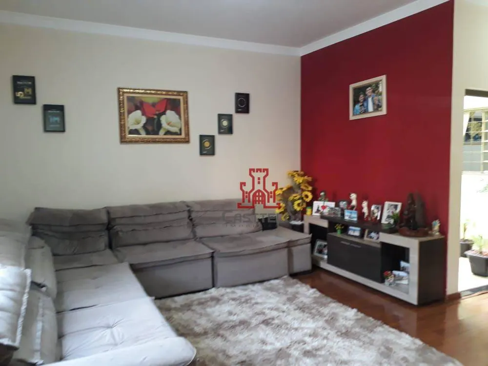 Casa, 3 quartos, 156 m² - Foto 1