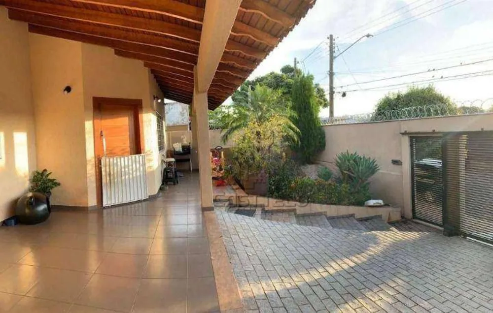 Casa, 3 quartos, 170 m² - Foto 1