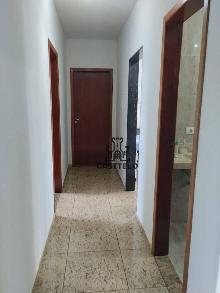 Casa, 4 quartos, 180 m² - Foto 4