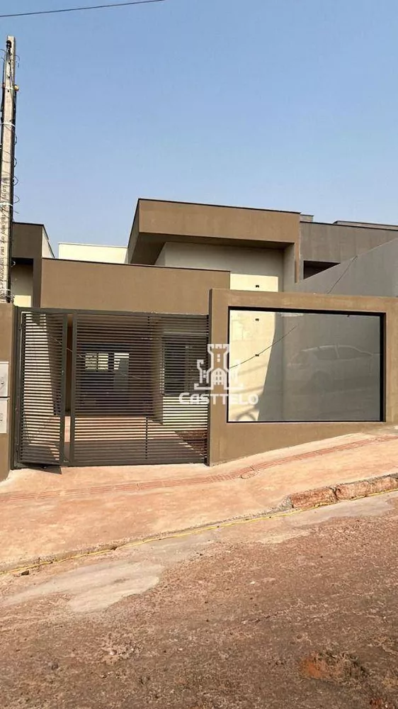 Casa à venda com 3 quartos, 125m² - Foto 1