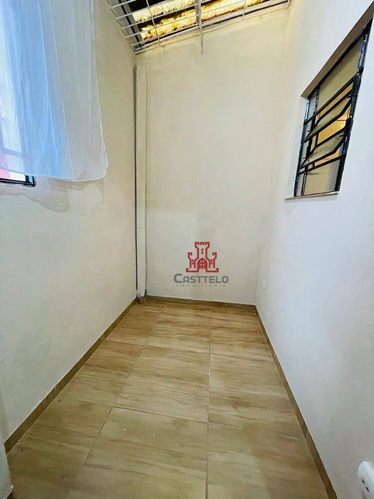 Casa, 3 quartos, 181 m² - Foto 3