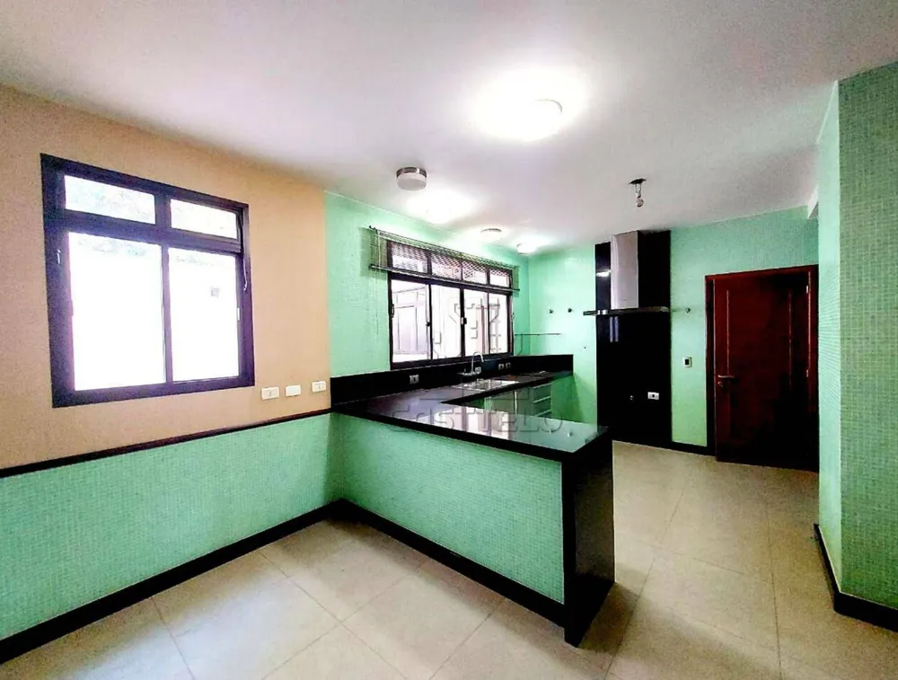 Sobrado, 6 quartos, 571 m² - Foto 1