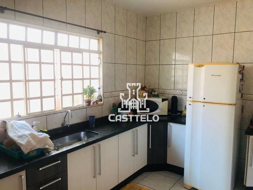 Casa, 3 quartos, 130 m² - Foto 3