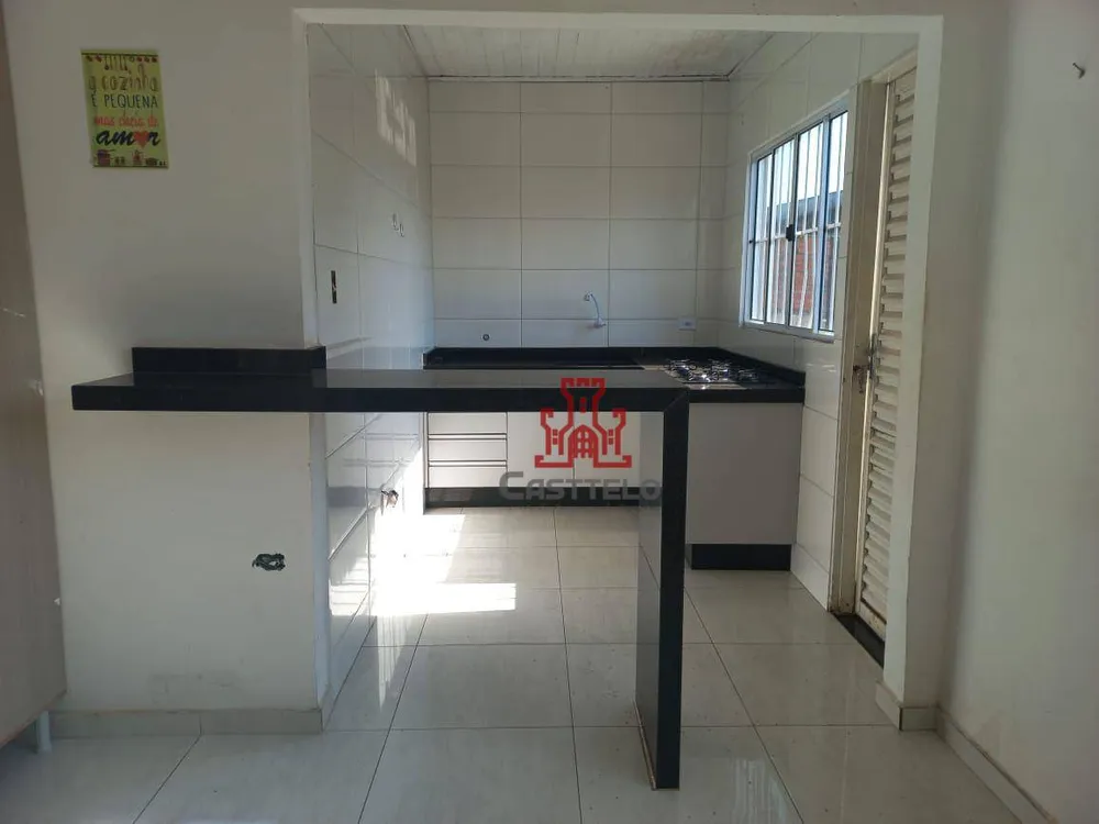 Casa, 2 quartos, 90 m² - Foto 1