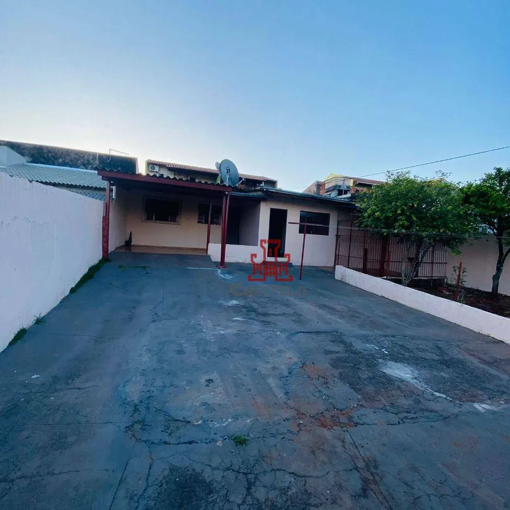 Casa, 3 quartos, 60 m² - Foto 1