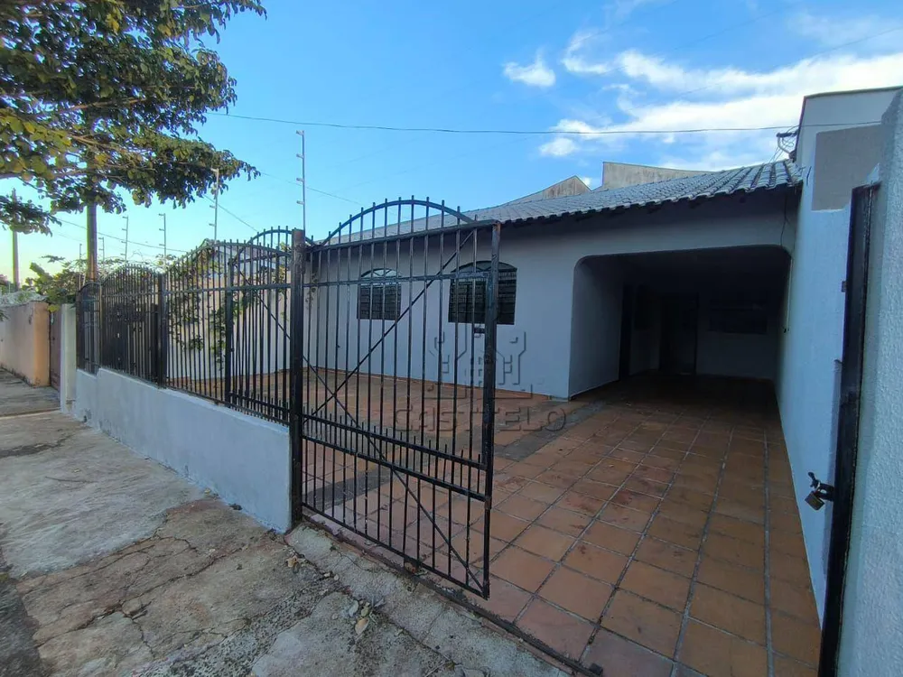 Casa, 3 quartos, 130 m² - Foto 1