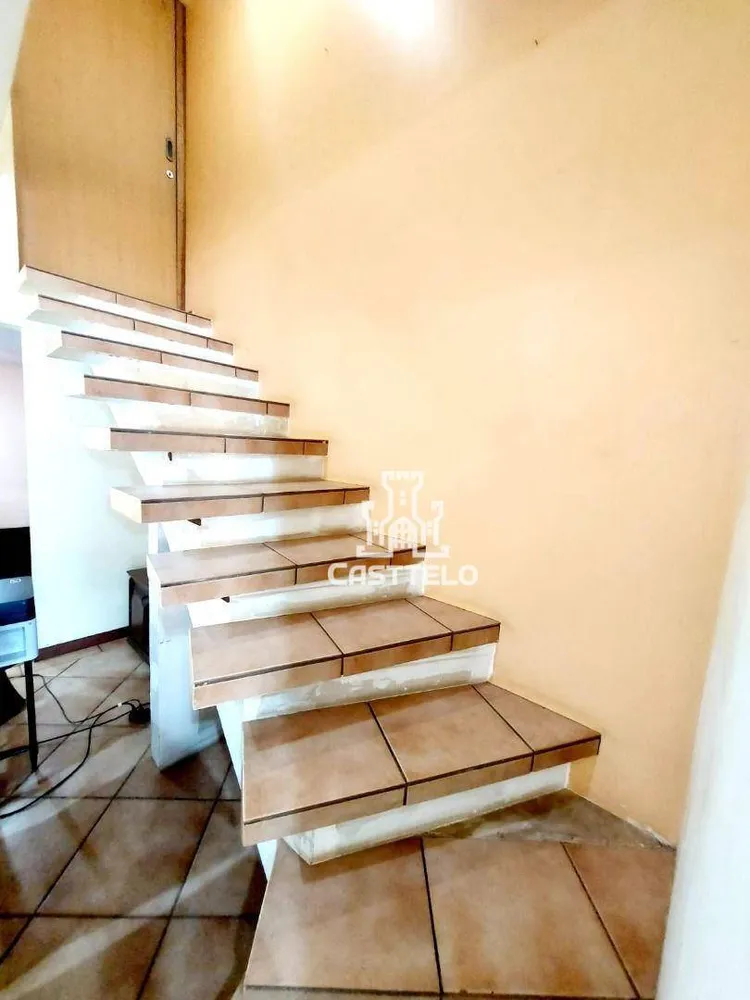 Sobrado, 4 quartos, 300 m² - Foto 5