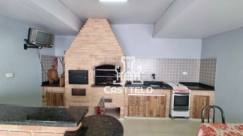 Casa, 3 quartos, 250 m² - Foto 1