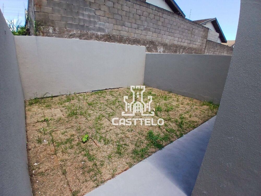 Casa à venda com 2 quartos, 61m² - Foto 4