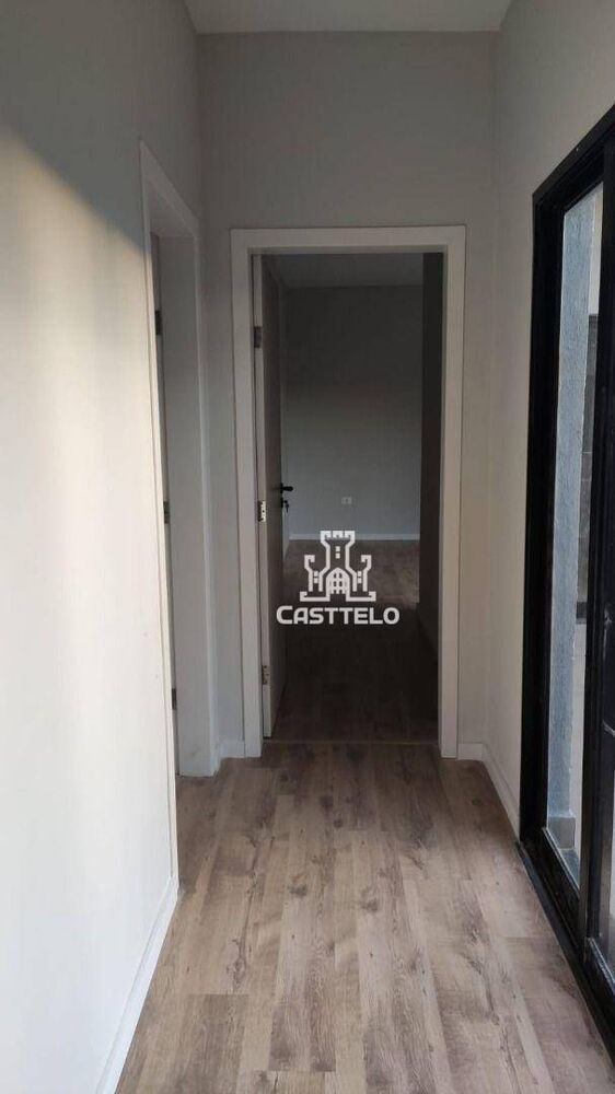 Casa de Condomínio à venda com 3 quartos, 200m² - Foto 2
