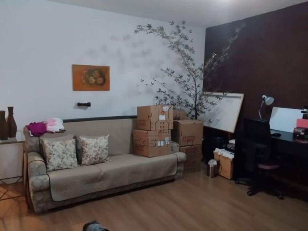 Casa à venda com 3 quartos, 168m² - Foto 1