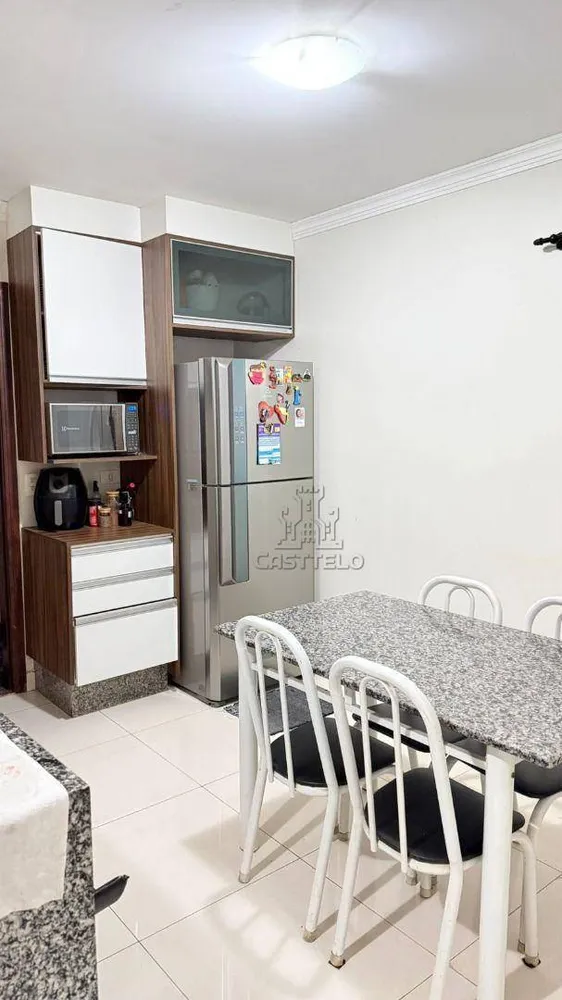 Casa, 4 quartos, 183 m² - Foto 2
