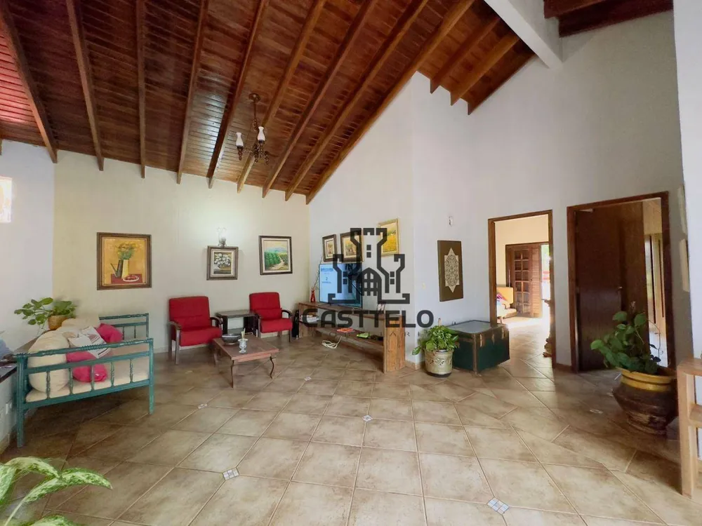 Chácara, 5 quartos, 6008 m² - Foto 1