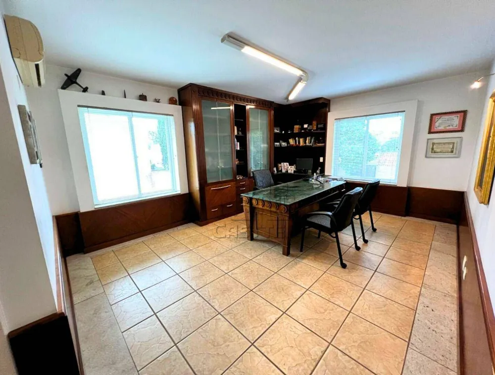 Sobrado, 8 quartos, 327 m² - Foto 12