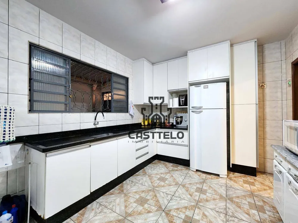 Casa, 4 quartos, 191 m² - Foto 5
