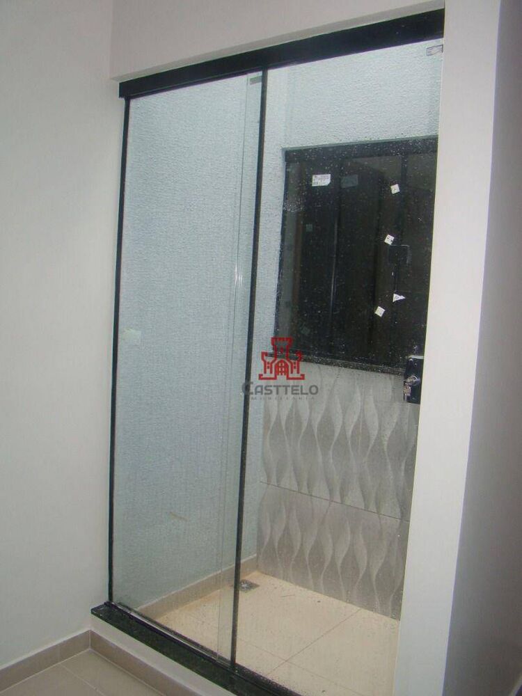 Casa à venda com 3 quartos, 140m² - Foto 4
