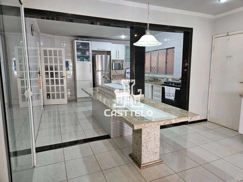 Sobrado, 4 quartos, 500 m² - Foto 2