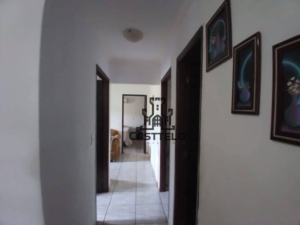 Casa à venda com 4 quartos, 180m² - Foto 7