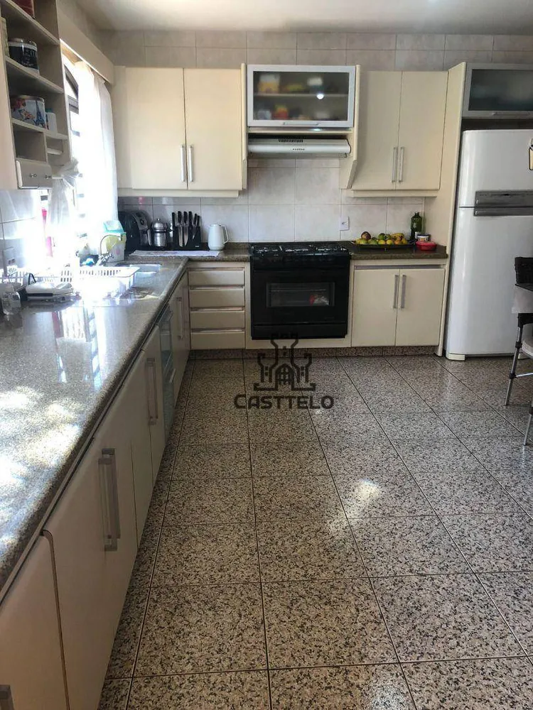 Sobrado, 4 quartos, 290 m² - Foto 2