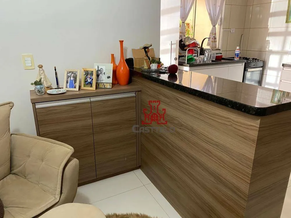 Casa, 3 quartos, 75 m² - Foto 2