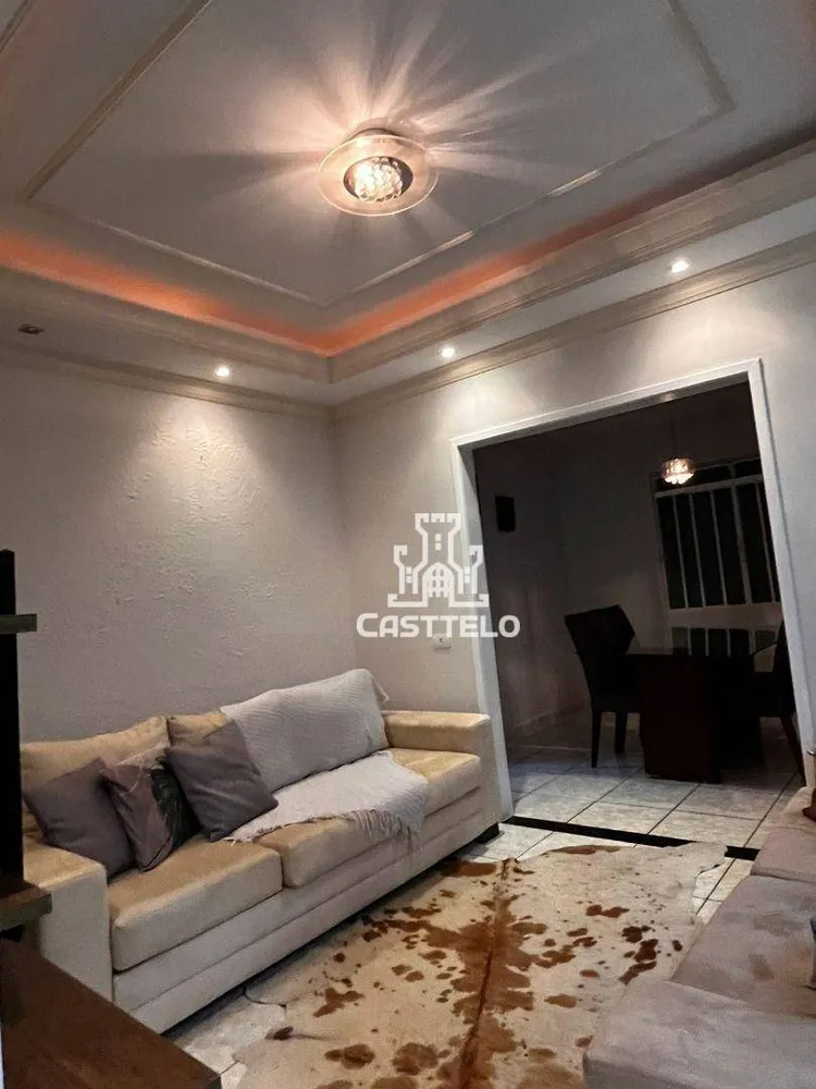 Casa, 3 quartos, 225 m² - Foto 2