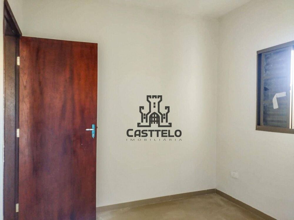Casa à venda com 2 quartos, 65m² - Foto 6
