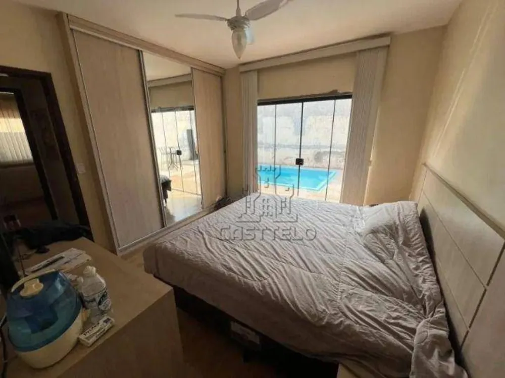 Casa, 3 quartos, 134 m² - Foto 1