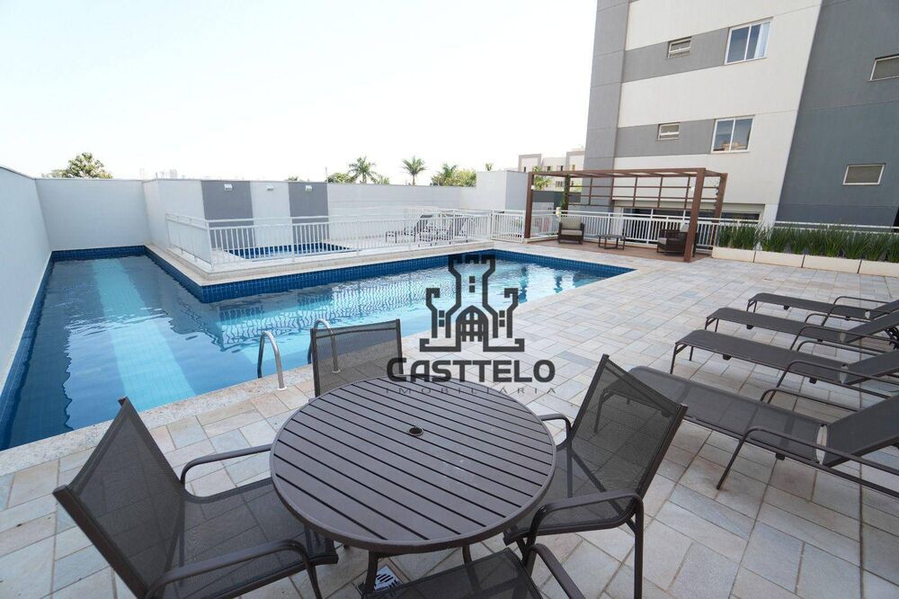 Apartamento à venda com 3 quartos, 65m² - Foto 2